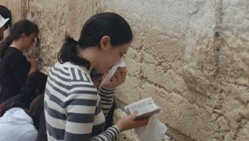 娱乐吃瓜君恋情顶流,顶流明星恋情曝光,揭秘娱乐圈甜蜜瞬间 第1张 娱乐吃瓜君恋情顶流,顶流明星恋情曝光,揭秘娱乐圈甜蜜瞬间 第1张