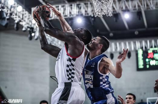 独家爆料篮球明星视频,篮球巨星幕后训练瞬间,震撼曝光! 第2张 独家爆料篮球明星视频,篮球巨星幕后训练瞬间,震撼曝光! 第2张